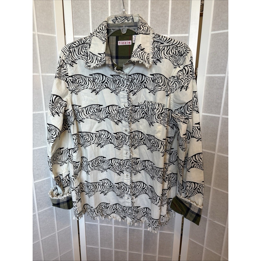 Tizzie Womens Size Medium Button Up Shirt Frayed Hem Cotton‎ Zebra Fringe